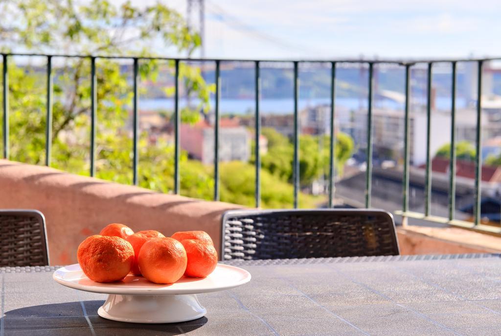 Riverside View Alcantara *